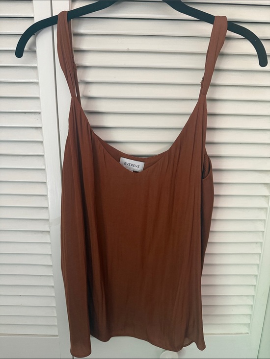 Evereve Tops - Evereve Rust Brown Scoop Neck Lightweight Women's Camisole